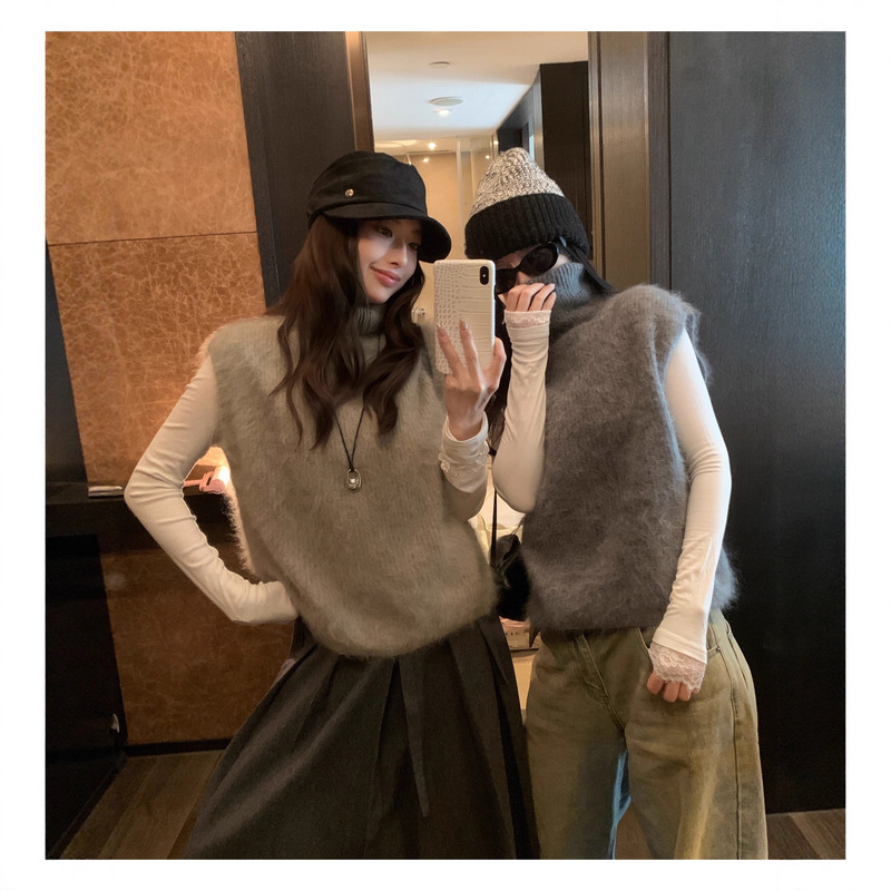 Baisiwang Sheep Wool Cashmere Brushed Turtleneck Vest Sweater Women's Winter Lazy and Relaxed Layered Vest Top