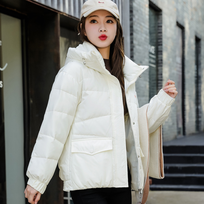 Corto y suelto invierno pequeño nuevo engrosado ocio calentamiento chaqueta de algodón de moda de niñas pan