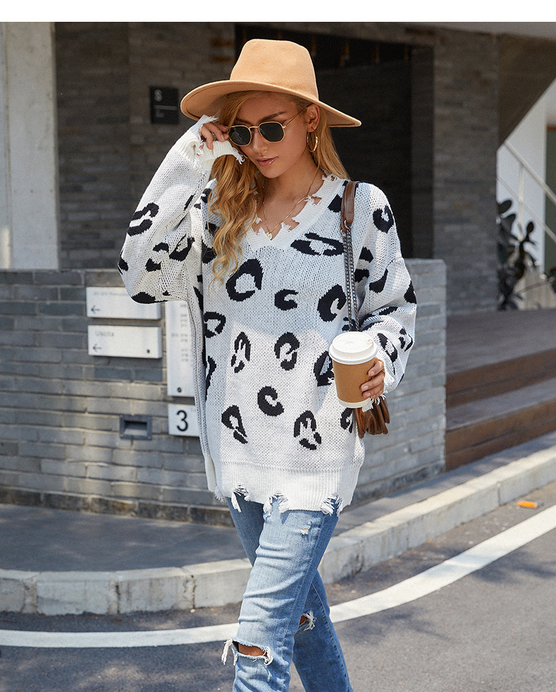 autumn and winter v-neck leopard sweater nihaostyles wholesale clothing NSMMY82821