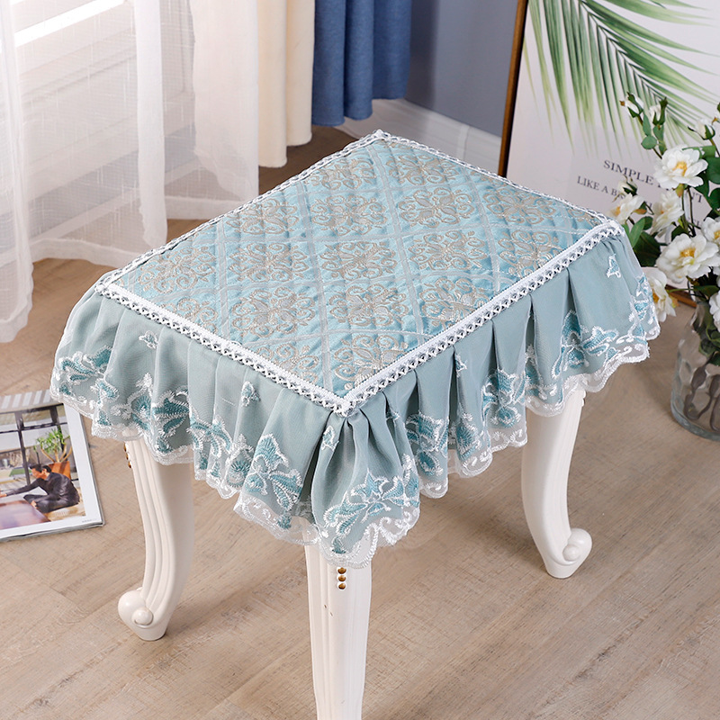 작은 꽃 퀼팅 그린