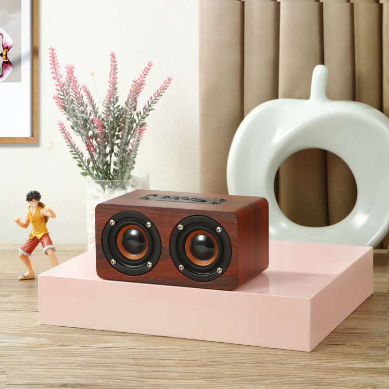 K 5木のコンピュータの音響のデスクトップのミニの贈り物の小さいスピーカーの家庭用カードの無線のbluetoothのスピーカーは代行します。|undefined