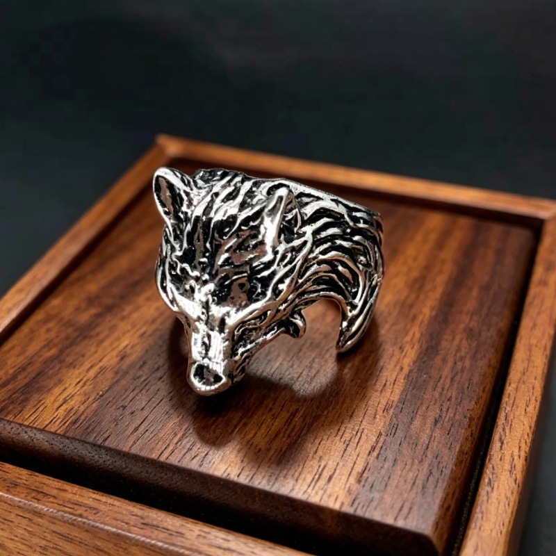 J027 wolf head 2