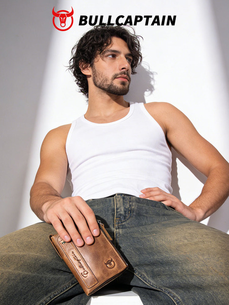 Retro wallet with zipper for leisure