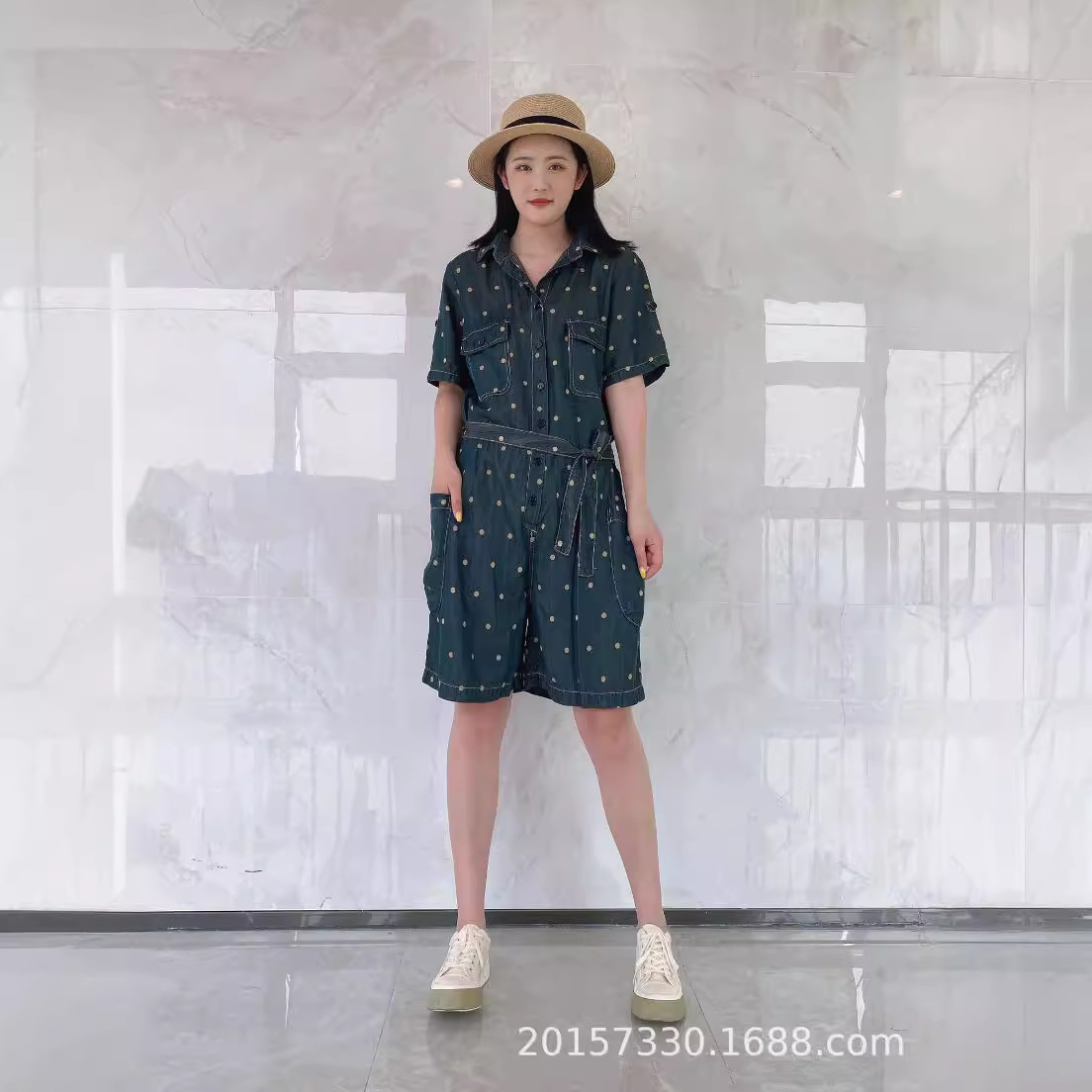 三月出品复古潮流波点牛仔背带短裤女2024夏新款百搭阔腿连体中裤