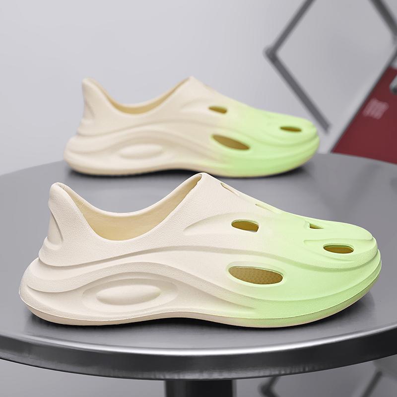 En nombre del cabello, zapatos con agujeros, verano para hombres, nuevas zapatillas Baotou, sandalias antideslizantes de moda, zapatos casuales de playa, zapatos de vadeo, transfronterizos