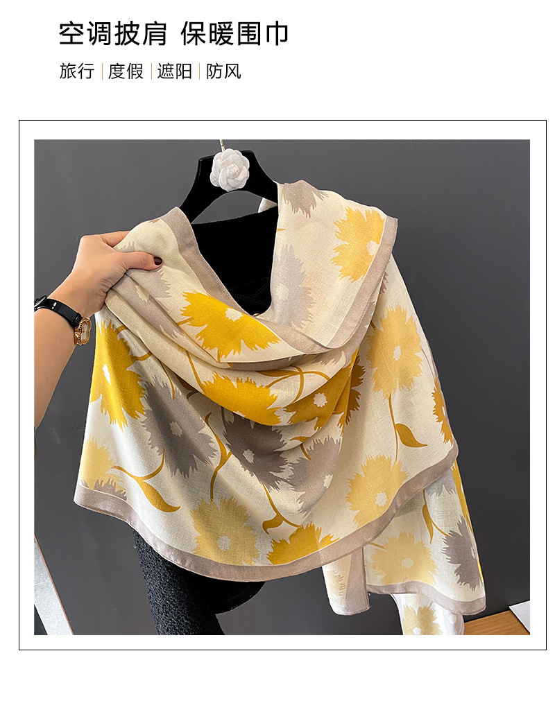 Women's Elegant Sweet Flower Cotton And Linen Printing Silk Scarf display picture 6