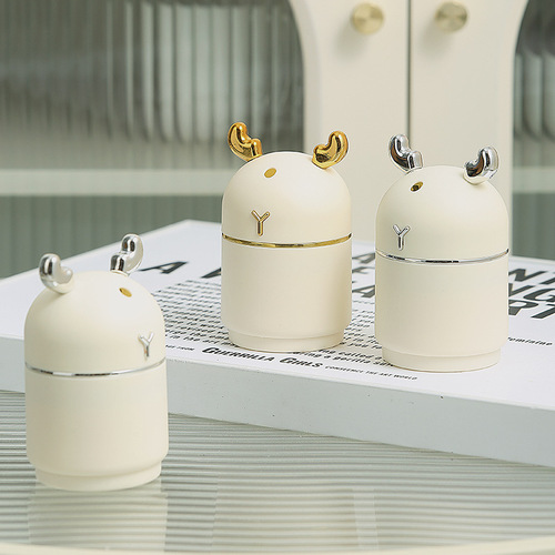 Cartoon deer toothpick holder household push-type automatic pop-up toothpick box creative high-end cute toothpick jar for living room