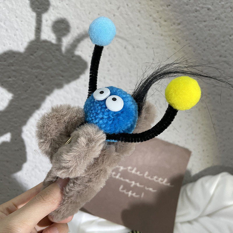 面白くて面白いぬいぐるみクリップ、醜くてかわいい、クリエイティブな後頭部ヘアクリップ、モンスターシャーククリップ、かわいい女性用ヘアアクセサリー|undefined