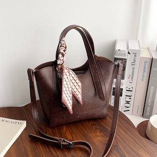Korean Style Simple Portable Vegetable Basket Bag Women's 2025 New Spring and Summer Fashion All-match Shoulder Bag Silk Scarf Crossbody Bag