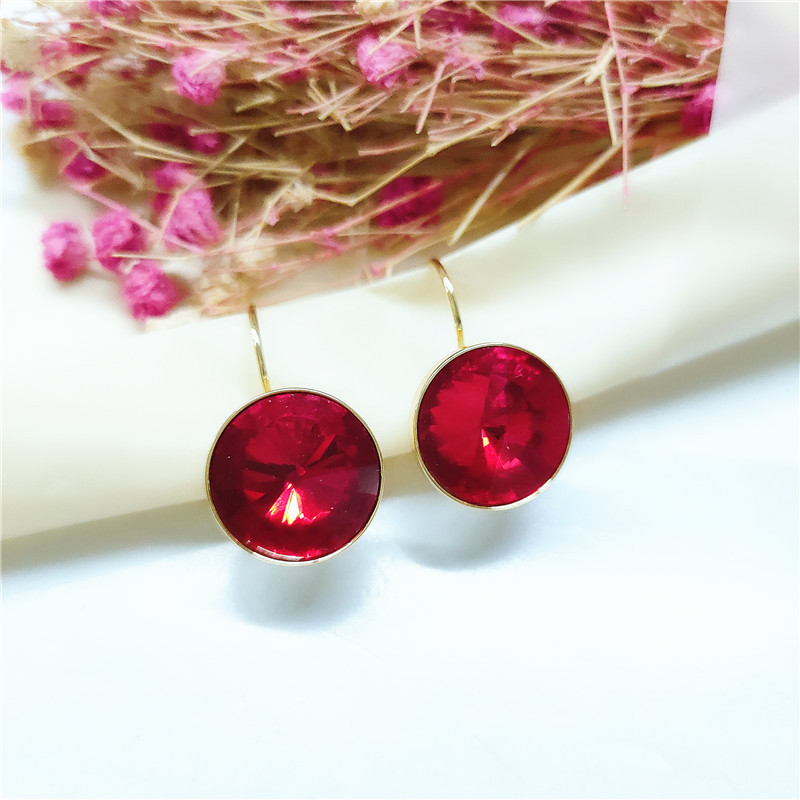 Fashion Diamond Earrings display picture 5