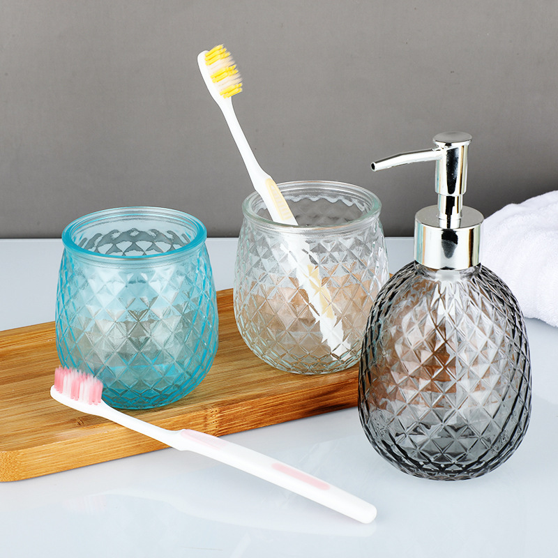 Botella de desinfectante de manos de vidrio prensado, conjunto de artículos de higiene, cepillo de dientes de vidrio, enjuague, artículos de baño simples