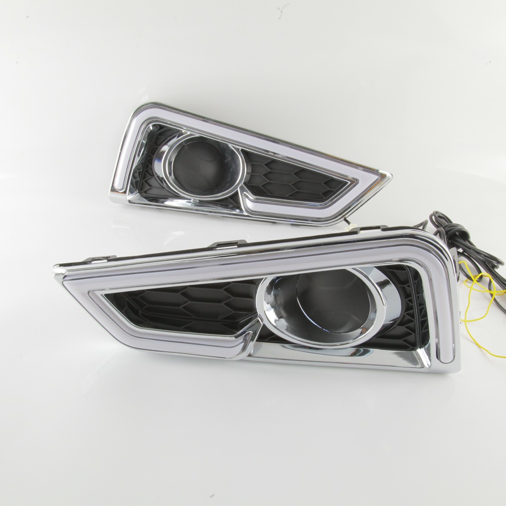 Adecuado para Honda 15 Feng Ventilador especial luz diurna nueva Honda Ciudad Luz de niebla