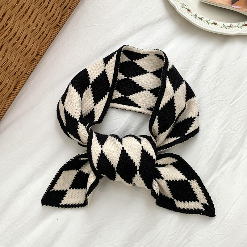 Bufandas de invierno femeninas de alta calidad 2025 nuevo algodón coreano pequeño fresco y cálido cuello lana bufandas de punto al por mayor