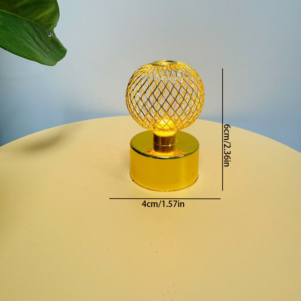 JN-8124 (베이스와 철제 액세서리는 별도로 설치해야 함)