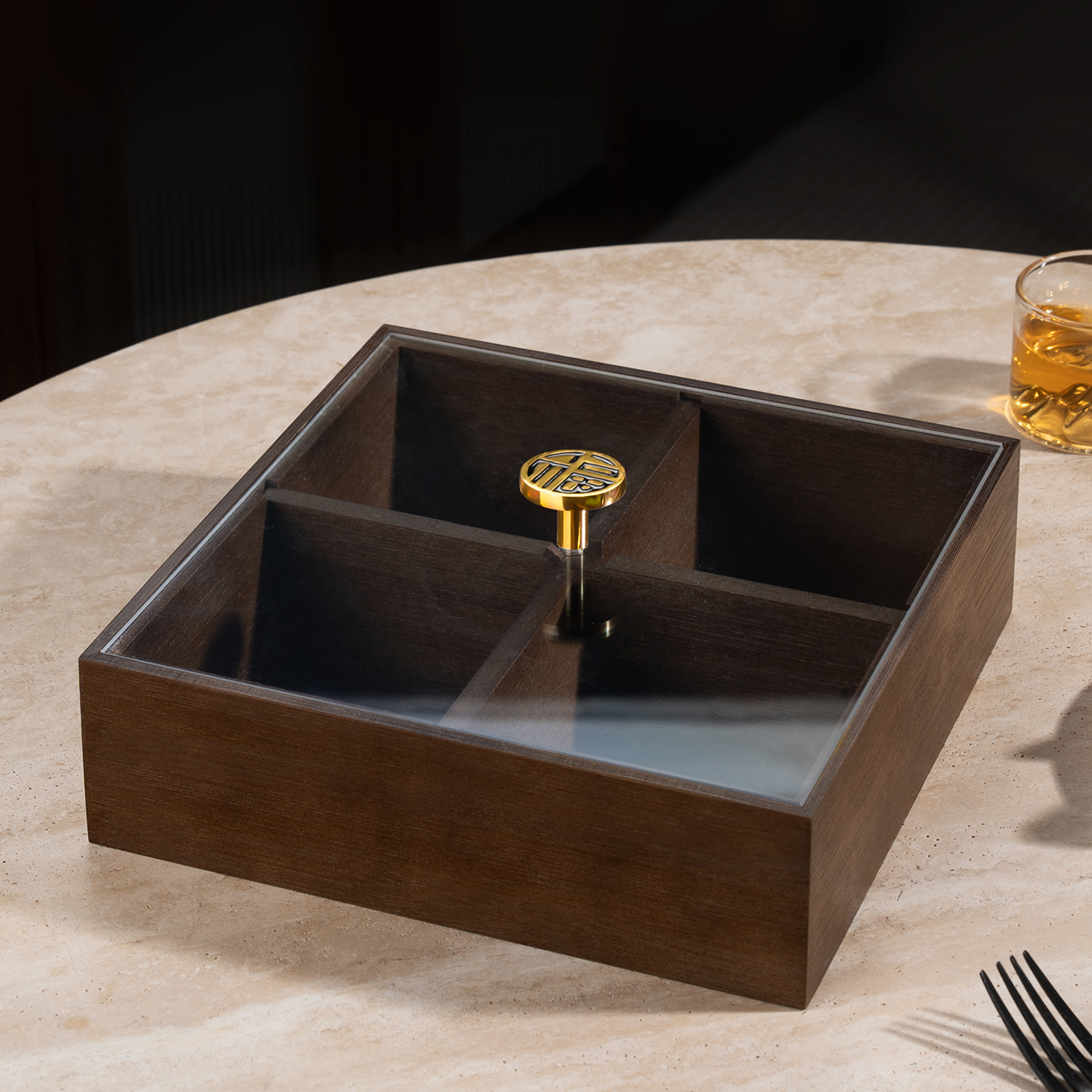 Nueva caja de frutas secas de madera china, caja de almacenamiento de bocadillos de nueces, bandeja de frutas dividida, bandeja de dulces doméstica de nueva casa