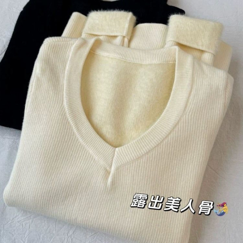 Light Luxury Autumn and Winter Thickened Warm Knitted Sweater with Fleece, V-Neck Base Layer for Women, 2026 Slim-Fit Long-Sleeve Sweater Light Luxury Autumn and Winter Thickened Warm Knitted Sweater with Fleece, V-Neck Base Layer for Women, 2026 Slim-Fit Long-Sleeve Sweater