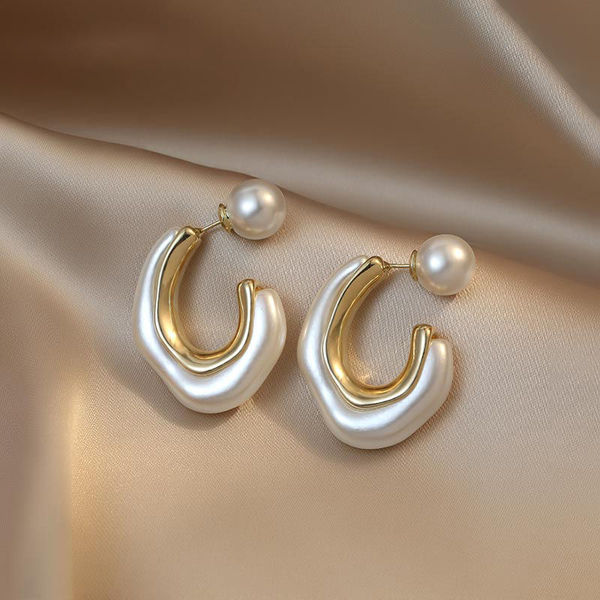 Brand universal earrings