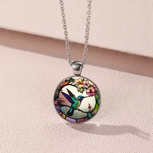 Cross-Border Hot Selling Retro Hummingbird Flower Necklace Pattern Round Glass Pendant Necklace