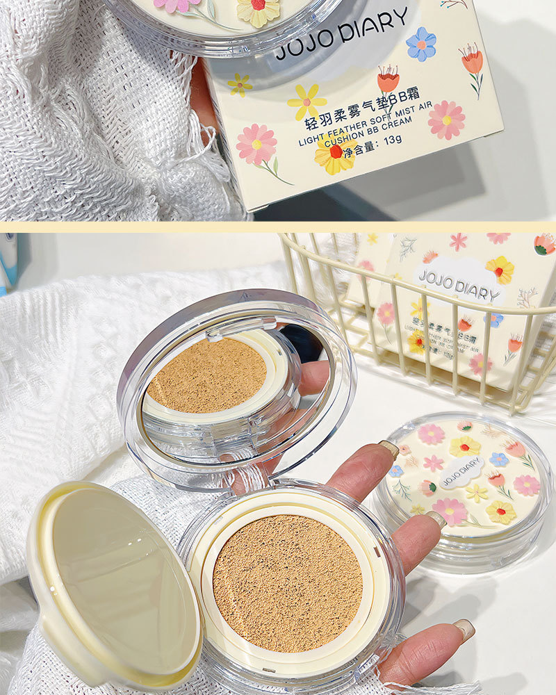 Jiujiu Diary Cushion Foundation provides long-lasting coverage, moisture retention, no smudging, no powder sticking, water and sweat resistance, and a refreshing BB cream Application Scenario