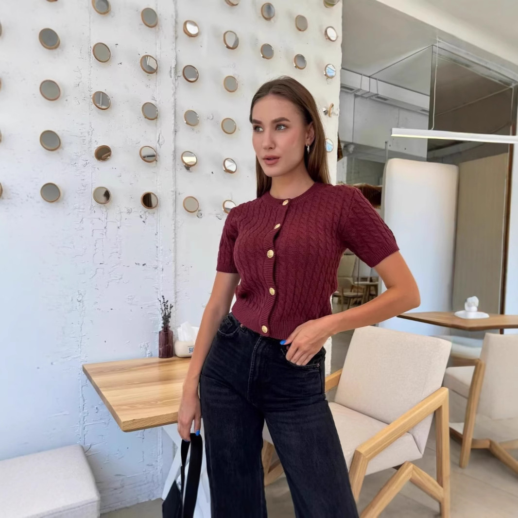 Cross-border European and American-style AliExpress explosions women's foreign trade wholesale ZR in stock four-color short-sleeved knitted cardigan sweater