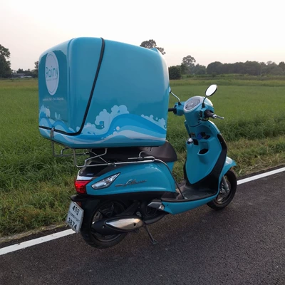 Electric car tail box extra large 315L supermarket