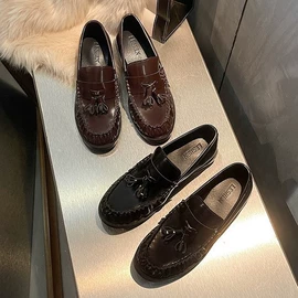 女式休闲单鞋;女式皮靴;女式时装单鞋