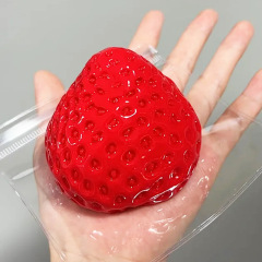 人気のイミテーションイチゴのピンチおもちゃ、見栄えの良い手作りの減圧DIY粘土のような感触、ネットセレブに人気のピンチおもちゃ