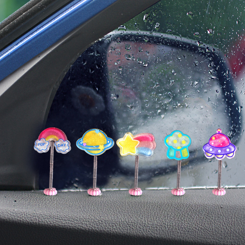 Adornos creativos para automóviles, suministros para automóviles, resortes interiores, sacudiendo la cabeza, nave espacial, linda pantalla, sistema de descompresión