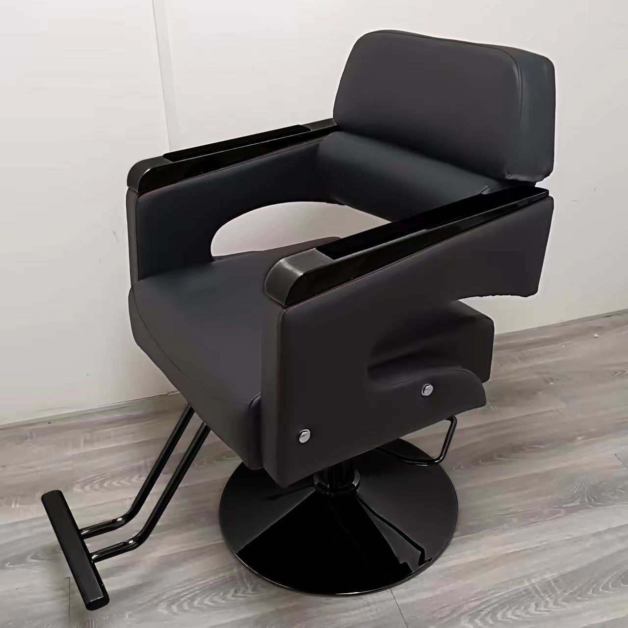 Fabricante silla de peluquería silla de afeitado elevación giratoria silla de rojo teñido silla de corte de pelo salón de peluquería mayorista