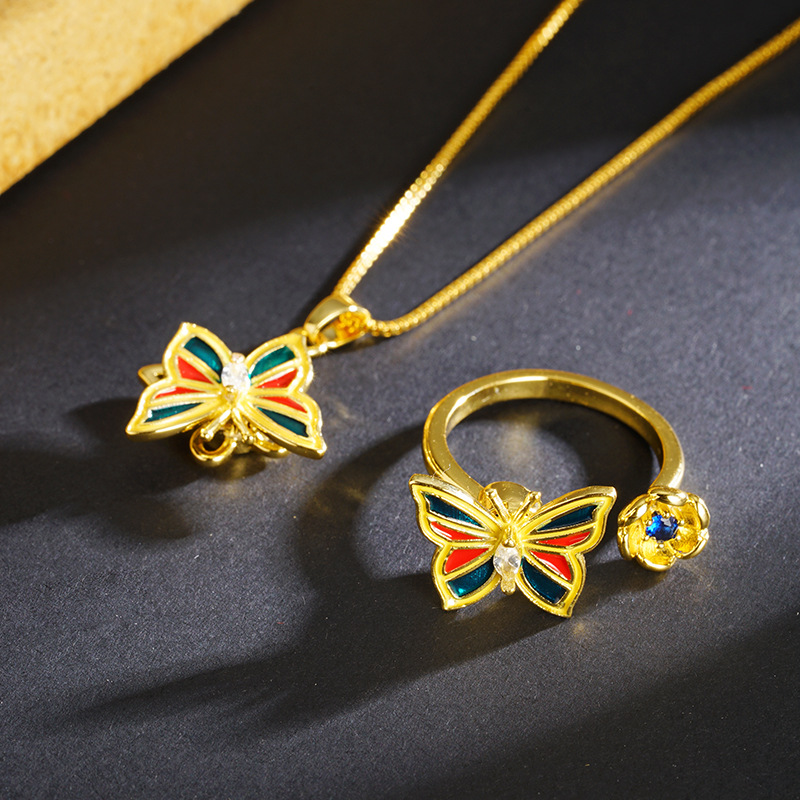 Vietnam oro colorido collar de mariposa giratorio anillo abierto de fábrica de temperamento femenino suministro al por mayor explosión en vivo