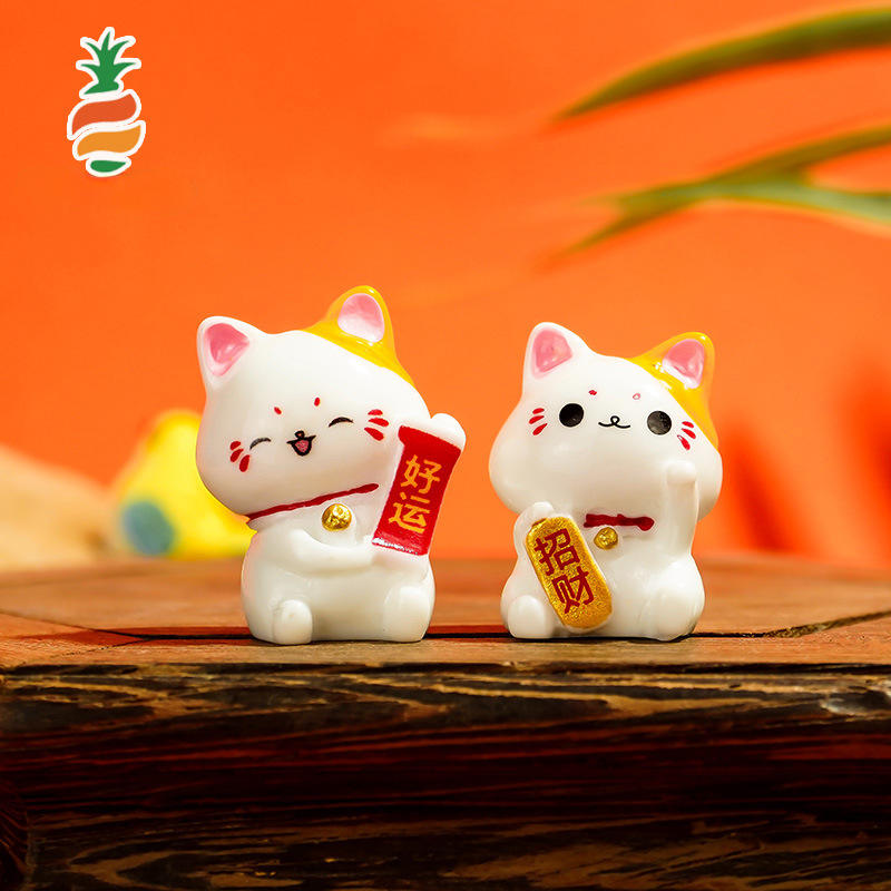 Artesanías Adornos pequeños Simulación Lucky Cat Adornos de escritorio Adornos de consola central de coche Mini regalos de animales