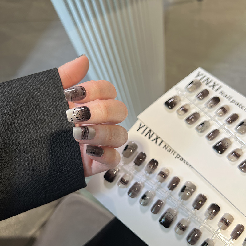 美甲穿戴甲片简约灰蒙小狗ins小仙女预制甲不伤手半成品拆卸甲贴|undefined