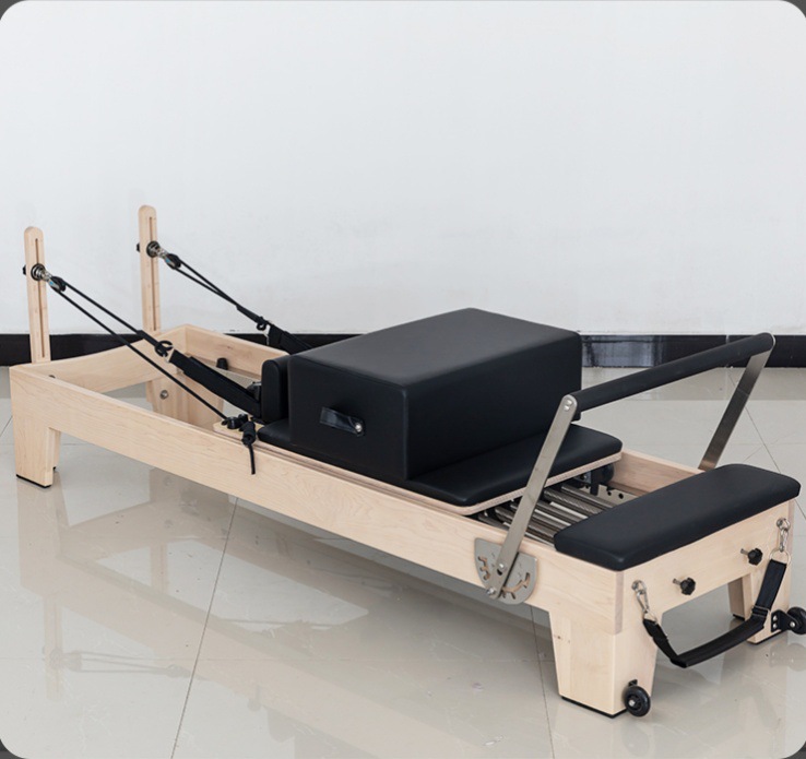 Juego de cinco piezas de Pilates, equipo grande, silla de pedal estable Cadillac, cubo de escalera, cama central de yoga Pilates