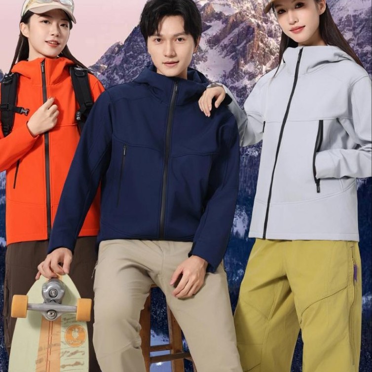 Winter Outdoor Soft Shell Polar Fleece Hooded Jacket for Couples, Customized Group Uniforms with Printed Logo
