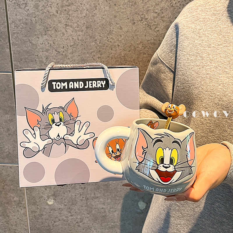 Taza de gato y ratón Taza de café de cerámica Taza para beber para el hogar Regalos de cumpleaños de alto valor para niñas