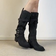 牛翻皮女靴2025秋冬新款舒适休闲靴皮带扣方跟中跟圆头堆堆靴女