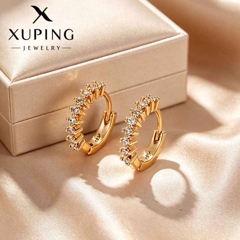 Pendientes de Aro con Zirconia de Aleación de Cobre Bañado en Oro de 18K