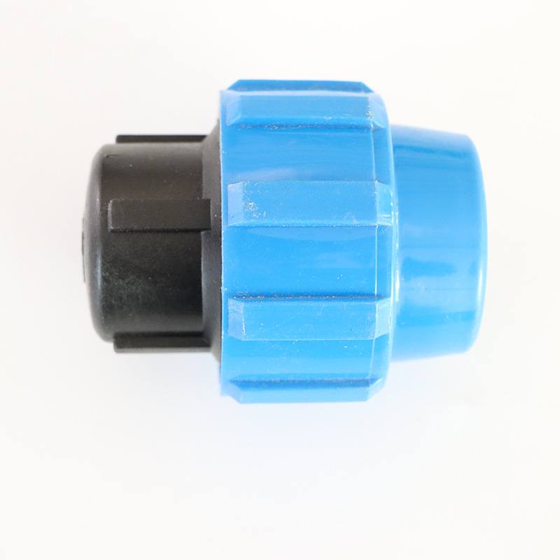 32pe tubería conexión rápida instalación directa conveniente tubería dura conexión exterior PE alambre exterior tee tapa azul accesorios de tubería de codo de Unión suelta