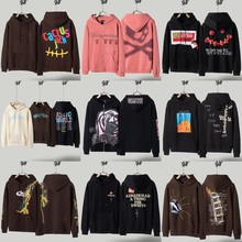 Travis Scott�������ҽ��˶�������ñ������ϵС����Ů���п���