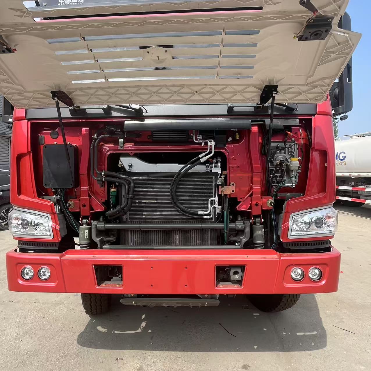 Sinotruk Howo flatbed truck, motorcycle, Hongyan Genlyon wide-body mining dump truck, procurement and transportation
