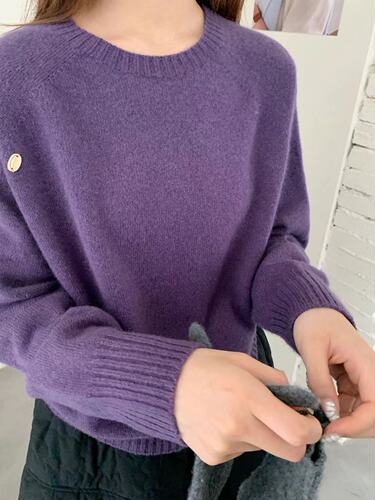 Seamless integrated solid color wool round-neck long-sleeved sweater for women in autumn and winter warm loose all-matching pullover