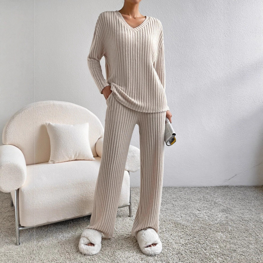 跨境两件套女2024秋季新款时尚休闲直筒裤气质宽松V领坑条针织套