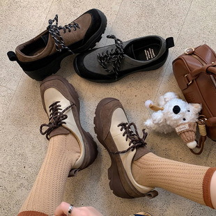 �n�湤�b�L���m���ߺ��ƴɫϵ�����eСƤЬ2026���и���Ƥ��ЬŮ