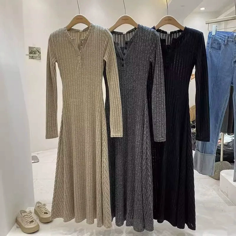 Женская французская темперамент тонкое платье с полуоткрытым вырезом трикотажное платье