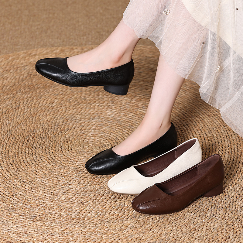 정품 가죽 프렌치 두꺼운 굽 플랫 슈즈 여성 신발 봄과 가을 새로운 스타일 엄마 기질 여성 부드러운 밑창 가죽 신발 6678