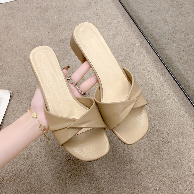 Summer fashionable women's slippers square toe open toe