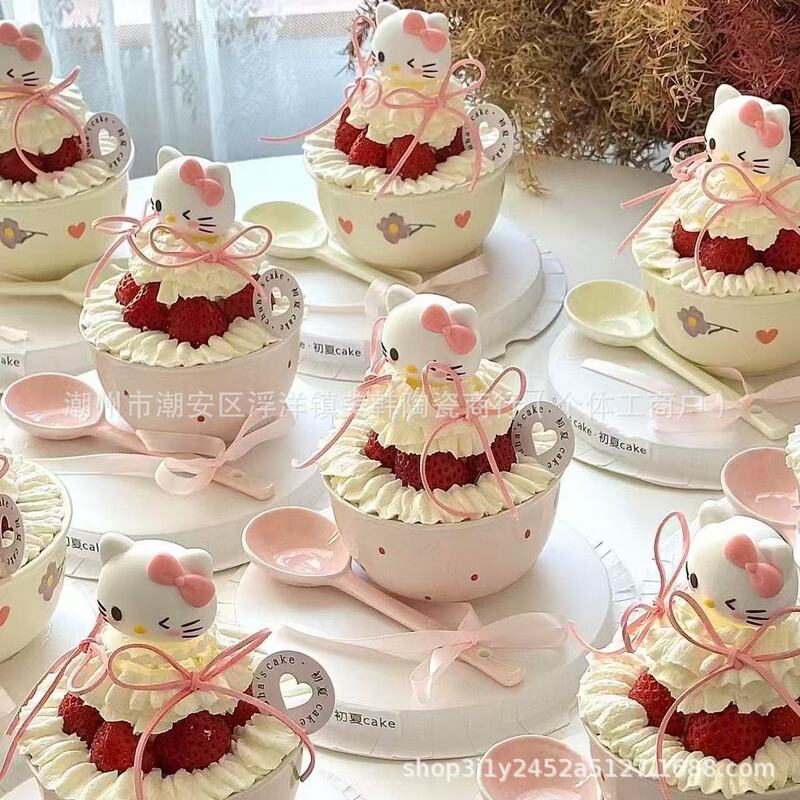 Internet-Famous Christmas Strawberry Cake Bowl, Cute Girly Dessert Tableware, Household Ceramic Rice Bowl, High Aesthetic Appeal, Underglaze Color