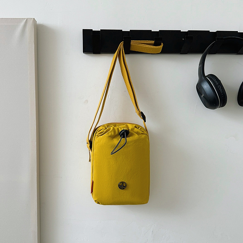 Nuevo bolso cruzado, bolso multifuncional para teléfono móvil, bolso de hombro informal impermeable, bolso para botella de agua, bolso para taza de agua para deportes y fitness para mujer