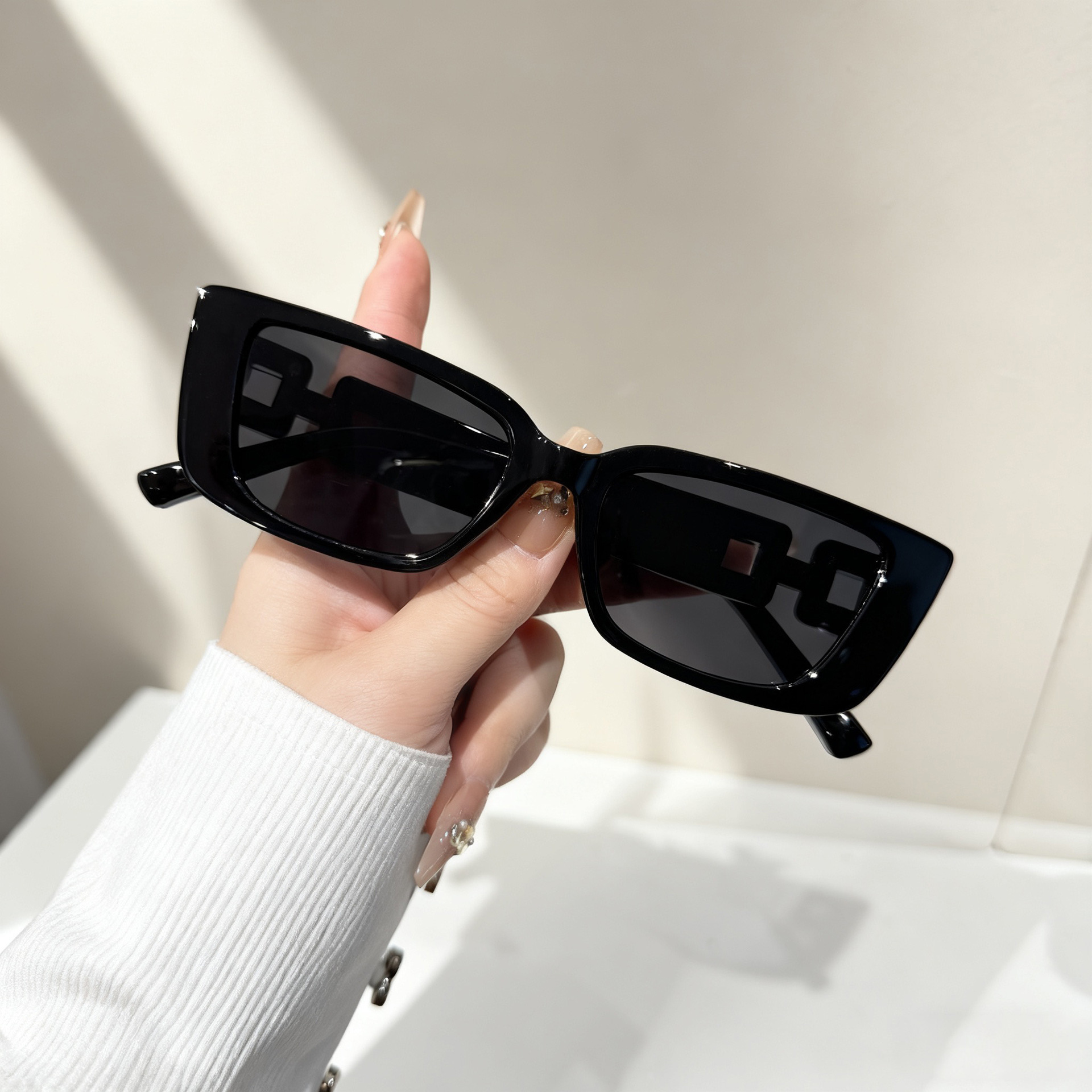 Retro Rectangular Sunglasses For Women Stylish Street Style_voghion.com