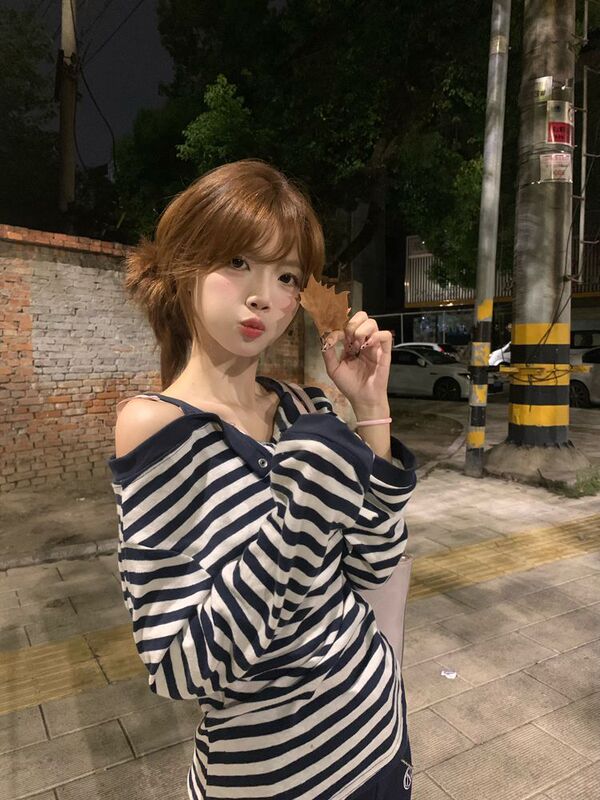 新款现货韩系条纹假两件一字肩长袖t恤女秋季慵懒甜辣妹上衣露肩|undefined